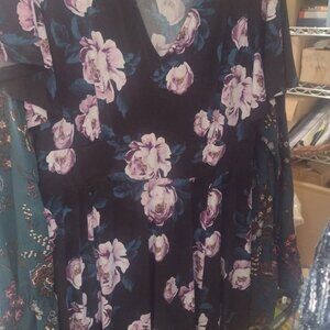 Torrid Flutter sleeves floral dress size 0